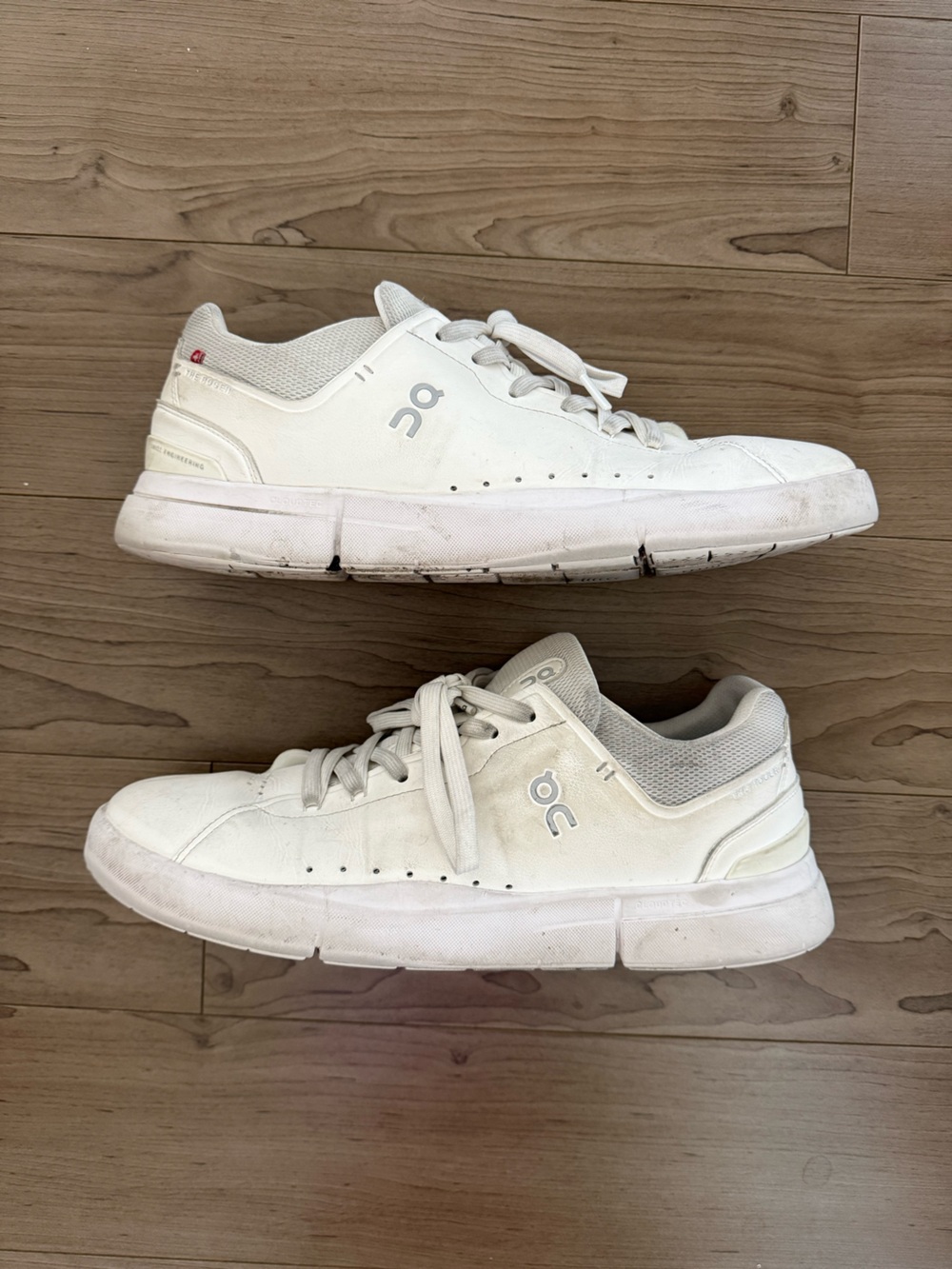 On Running The Roger Advantage White Sneaker